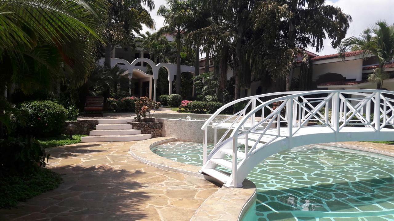 Hotel Villa Malindi Exteriör bild
